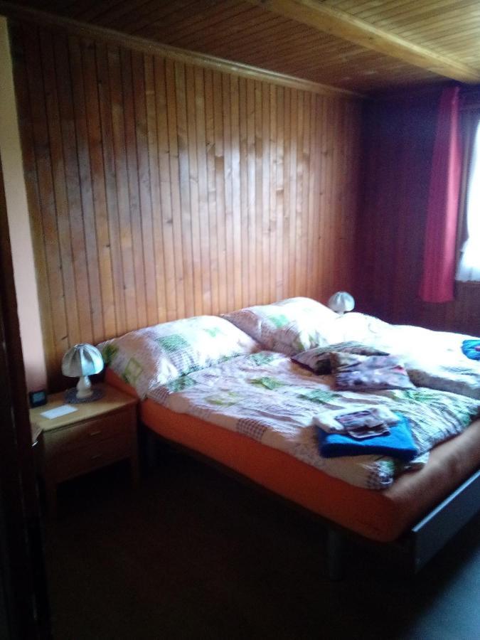 Chambre D'Hotes Petit Martel Les Ponts-de-Martel Exterior photo